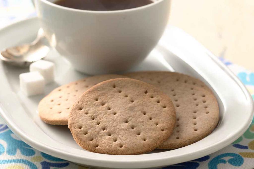 app tea with biscuits