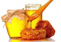 Wasser-Fasten mit Zitrone und Honig: nutzen und Schaden