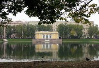Patriarshiye ponds: jak dojechać? Gdzie znajdują się patriarshiye ponds w Moskwie?