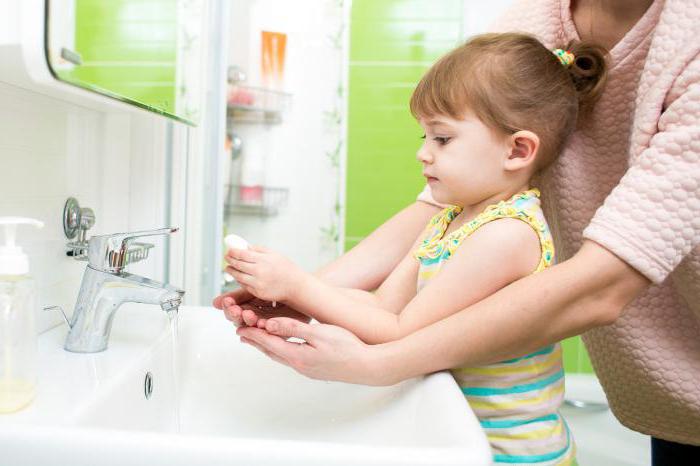 imagen de cómo lavarse las manos correctamente para los niños