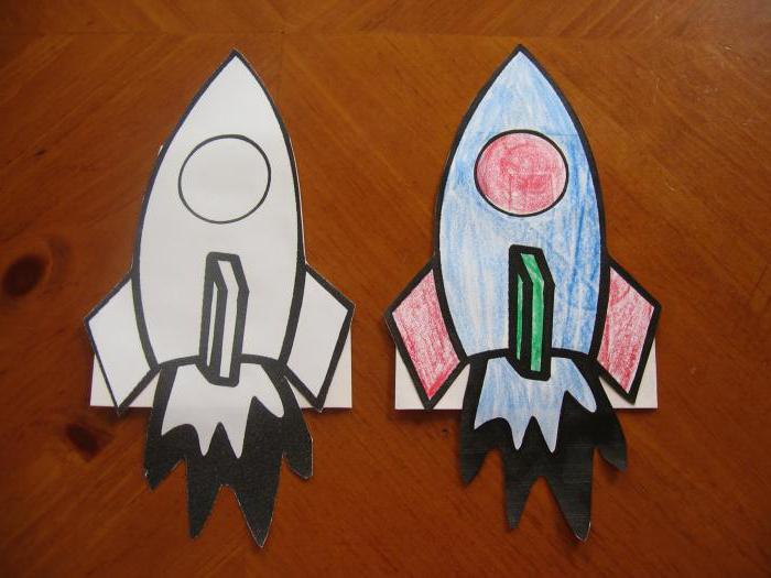 孩子们的手工艺，用于宇宙航行的一天双手