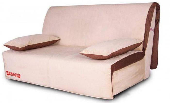 Sofa mit einem Mechanismus Akkordeon Foto