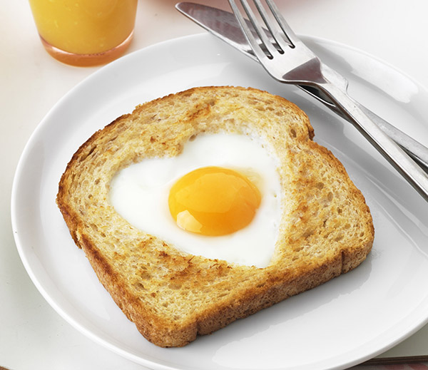 Eggs in bread