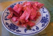 Couve de гурийски: uma receita simples, deliciosa salada em diferentes versões
