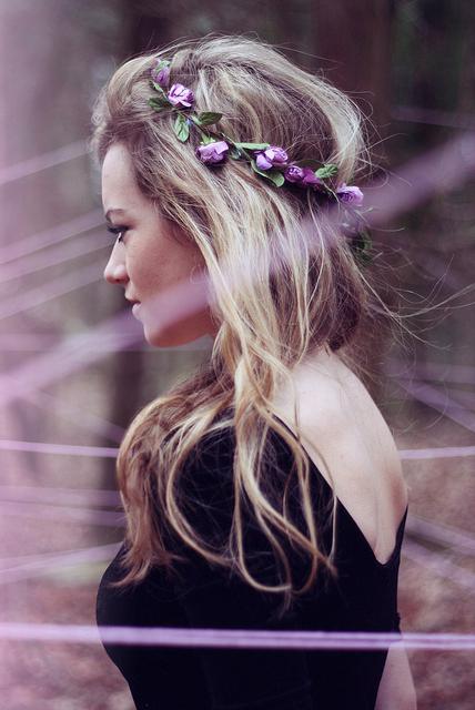 fashionable headbands with flowers