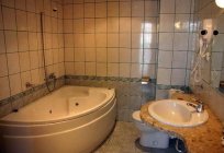 Corner baths: advantages and disadvantages