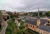 La plaza de luxemburgo, la descripción y la foto