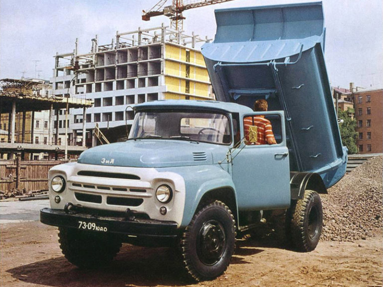 ट्रक ZIL-130