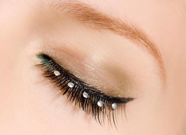 is it possible to get yourself some eyelash extensions reviews