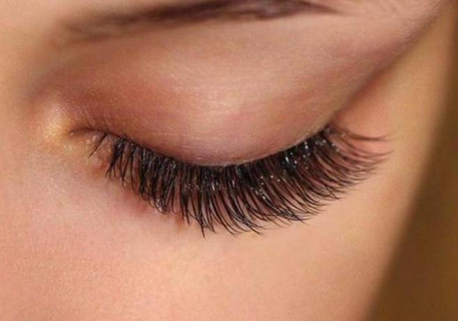 how to build lashes to myself