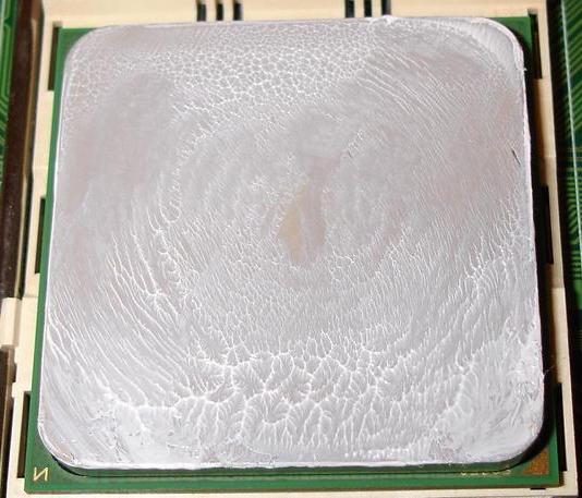 how much thermal paste applied to the CPU