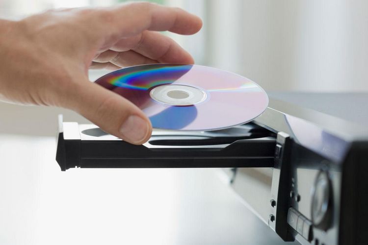 How to burn DVD using programs