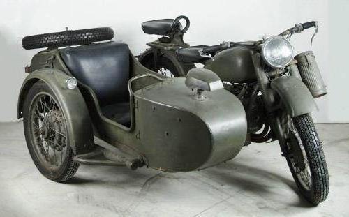 摩托车m72