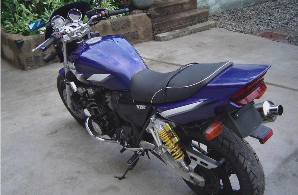 Характарыстыкі Yamaha XJR 400