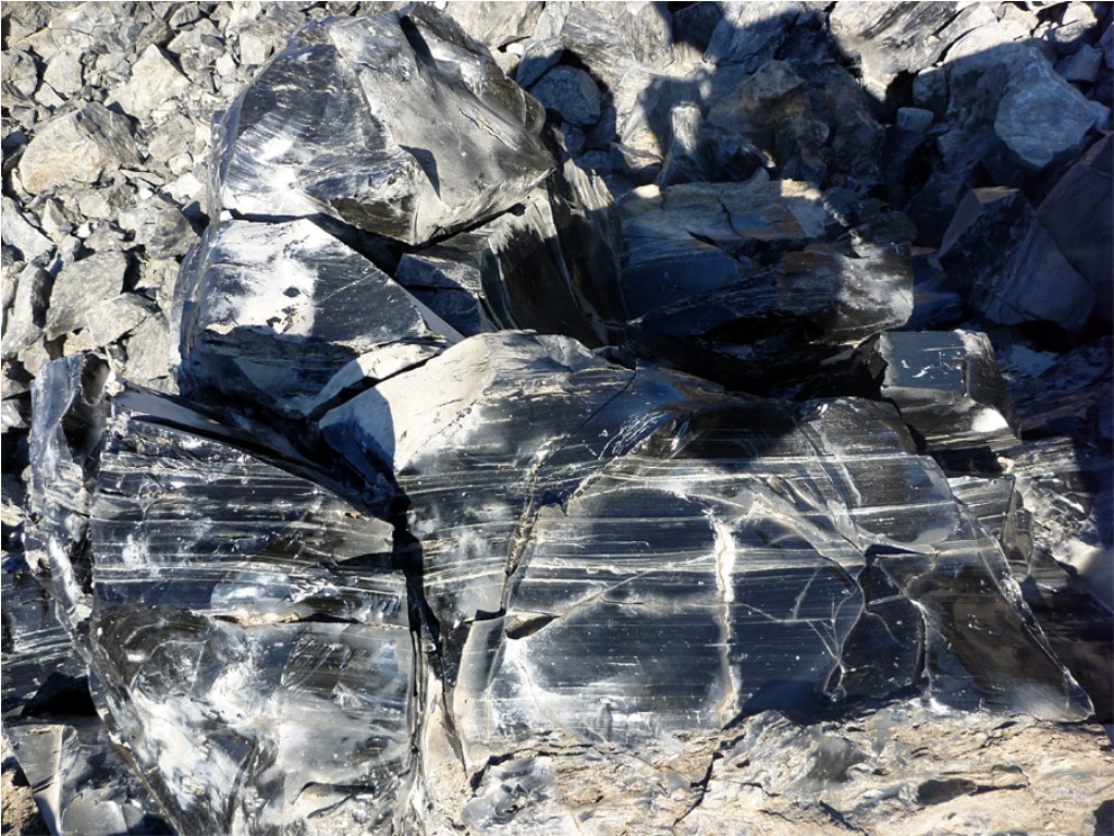 obsidian stone photo properties