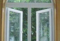 Las ventanas de plstico con форточкой - en el apartamento de polvo no