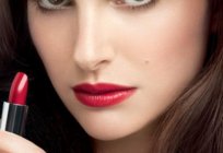 How to paint lips right red lipstick step by step (photo)