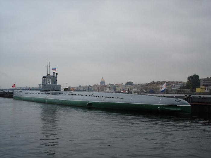 Tour im U-Boot-Museum
