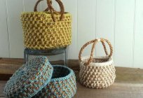 बुनना crochet के आसनों के बाहर पुरानी बातें