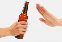 Consumo de bebidas alcoólicas encefalopatia: sintomas e tratamento