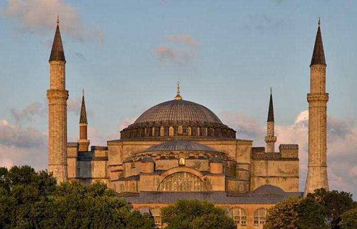 ハギアソフィア大聖堂がイスタンブールで働きながら