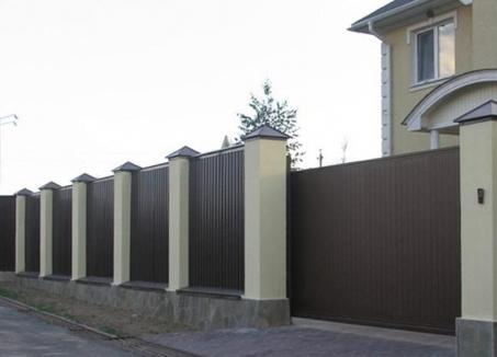 concrete pillars for the fence