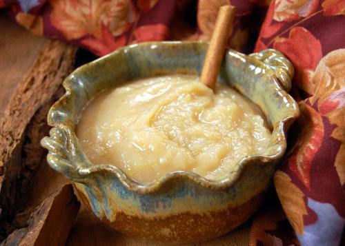 la receta de puré de manzana para el invierno con сгущенкой