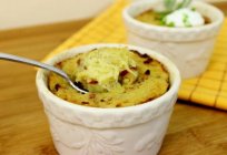 How to prepare potato pudding in the slow cooker in the oven?