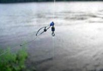 How to tie fishing line to a leash right?