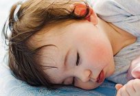 Warum Kinder Weinen, wenn Sie aufwachen: Ursachen