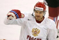 Hockey player Evgeny Artyukhin: biography
