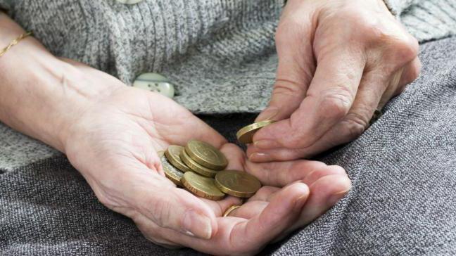 the fee for the overhaul of the benefits to pensioners of 80 years