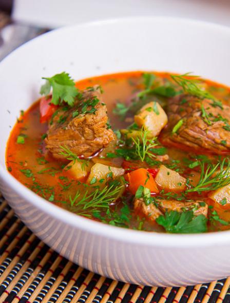 húngaro sopa de goulash
