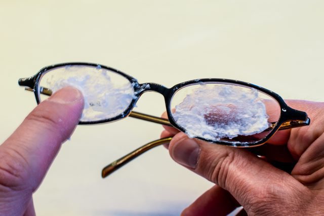how to remove scratches from eyeglass sun
