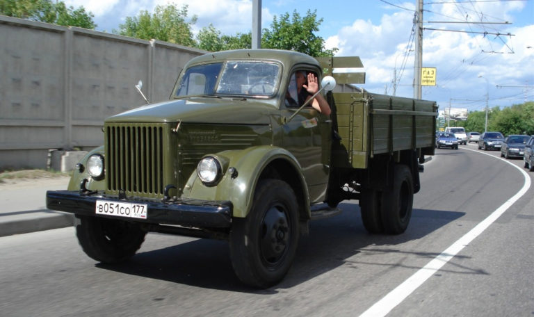 Camión GAZ-51