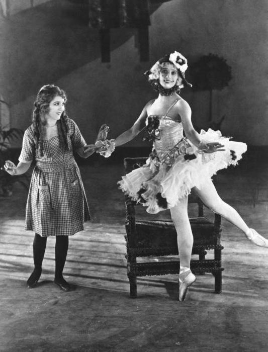  Mary Pickford role in the movie 