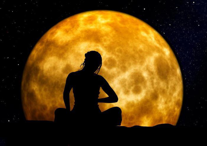 місячне затемнення які ритуали