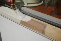 Jak ocieplić okna drewniane na zimę własnymi rękami: technologia i instrukcja krok po kroku
