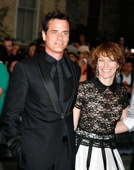 Paul gross photo with his wife
