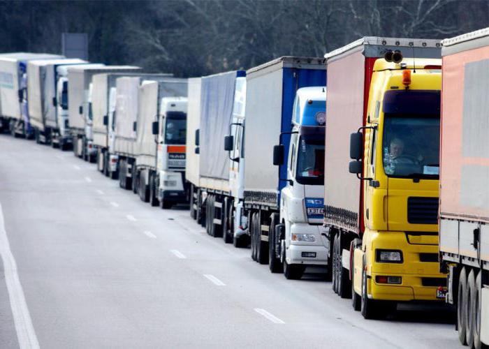 支払額運賃トラックの連邦高速道路法