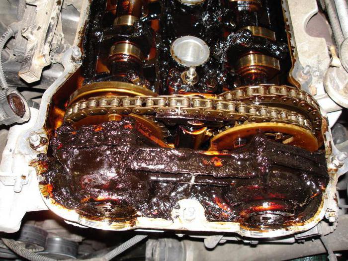 how long to change the engine oil