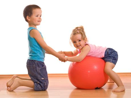Frühsport-übungen für Kinder