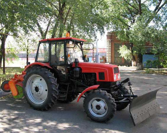 Traktor LTZ-55 technische Daten